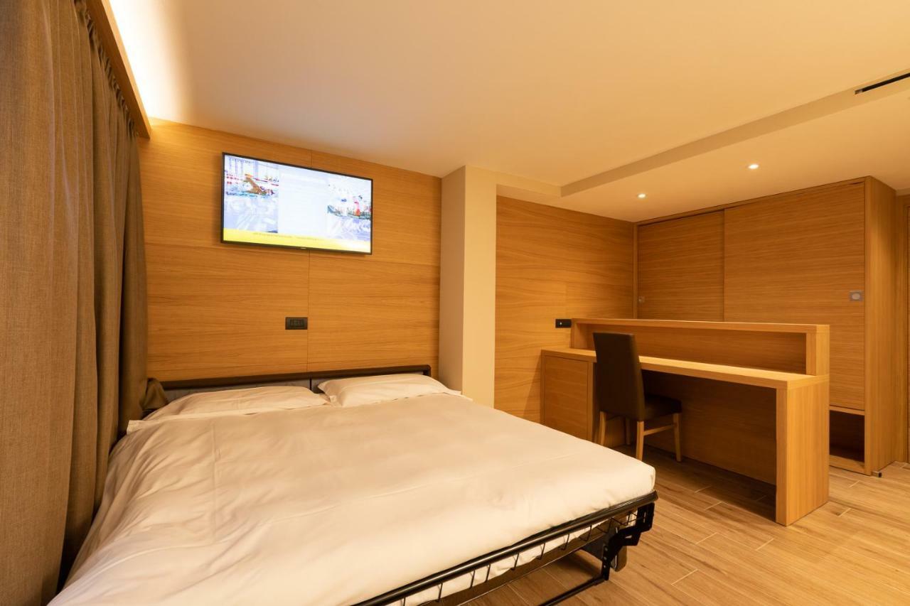 Centro's Hotel